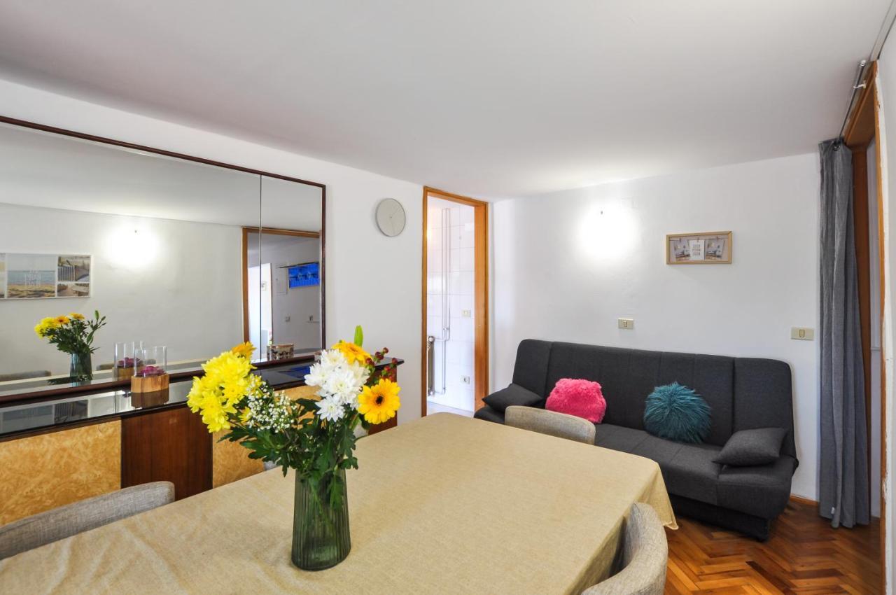 Apartment Katarina Koper - Old Historic Centre With Free Parking Buitenkant foto
