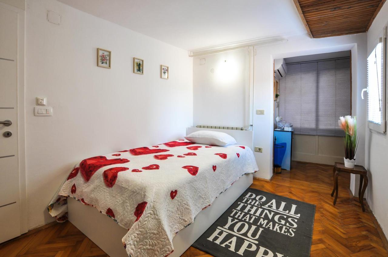 Apartment Katarina Koper - Old Historic Centre With Free Parking Buitenkant foto